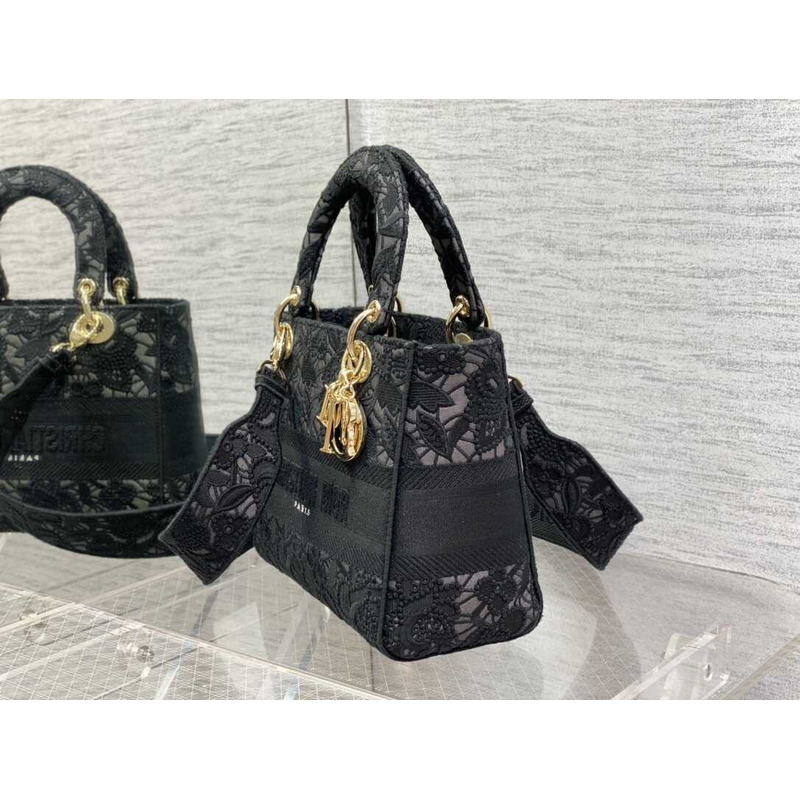 D*or  medium lady d-lite bag embroidery black