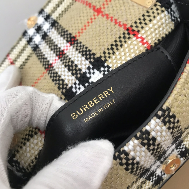 B**rry shoulder bag for women classic check