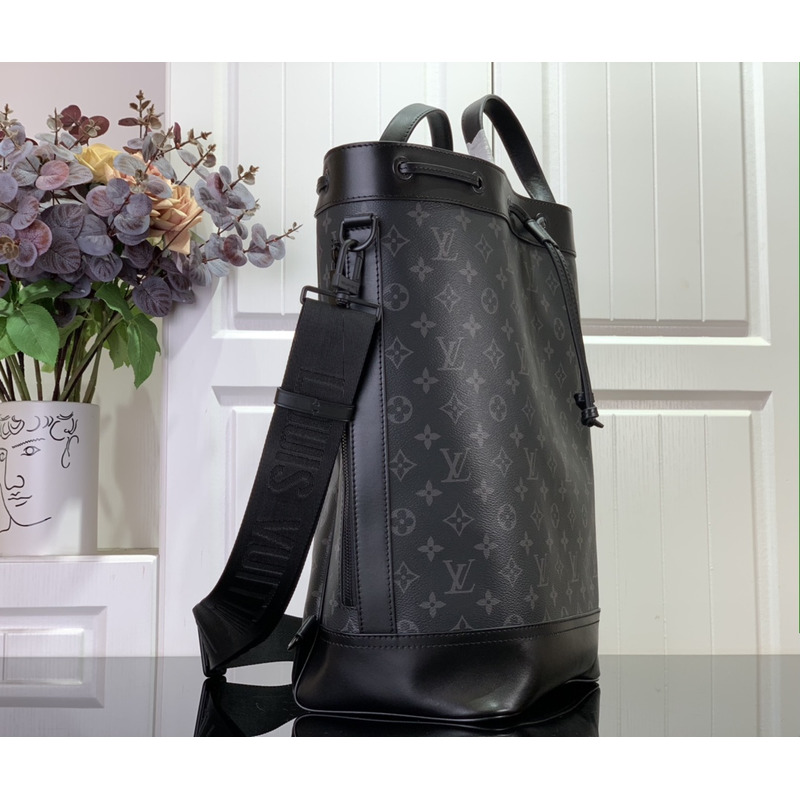 l**is V*t*n explorer backpack monogram eclipse black/gray