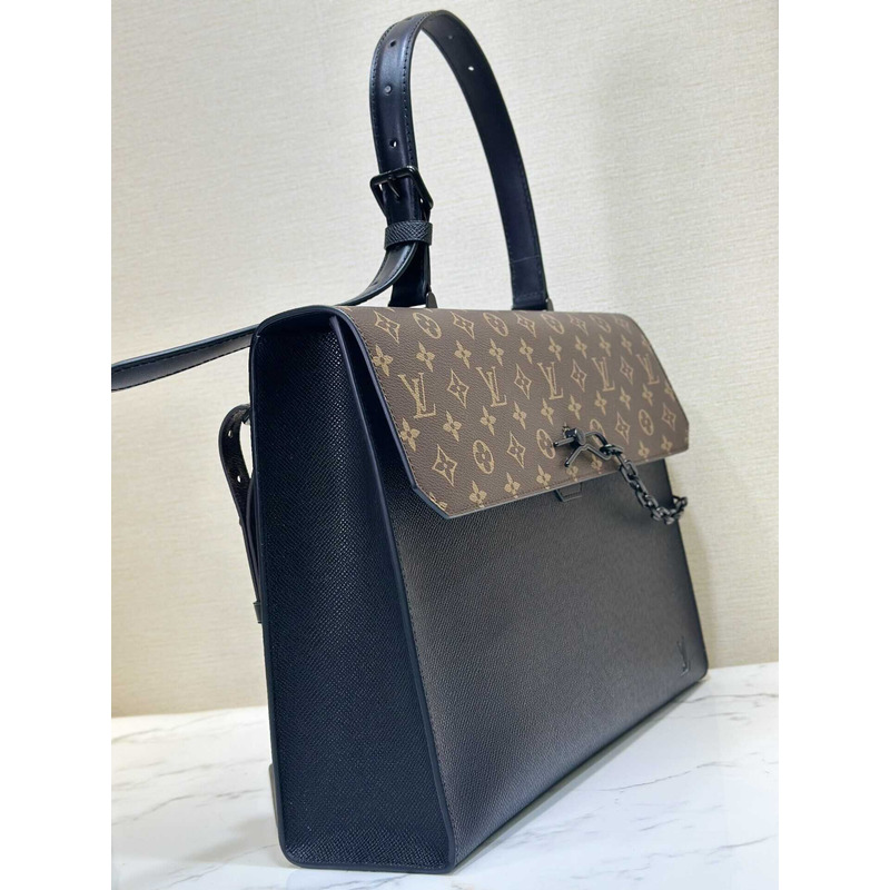 l**is V*t*n robusto briefcase monogram taiga brown&black