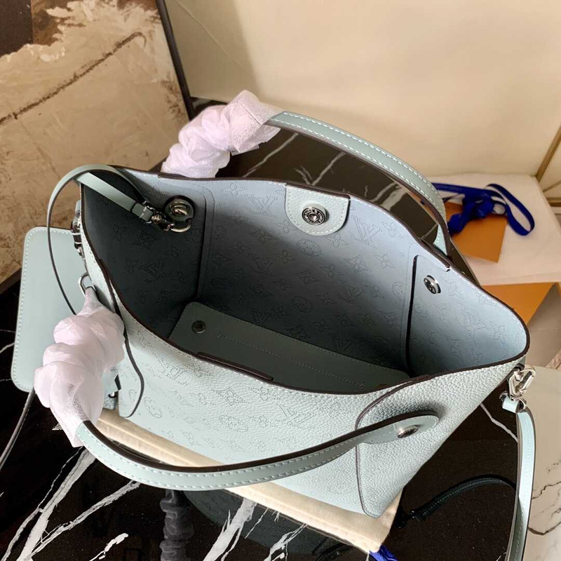 l**is V*t*n tote hina monogram mm blue