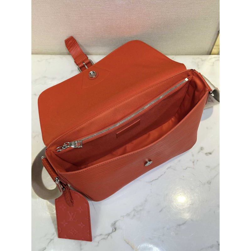 l**is V*t*n montsouris messenger calfskin orange