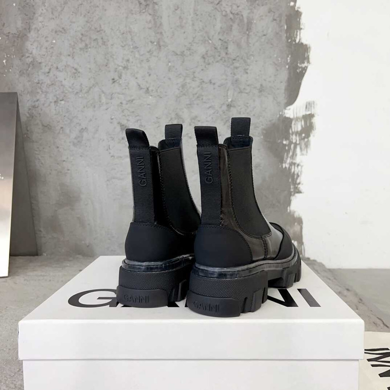 Ganni Chelsea Falt Ankle Boots Black