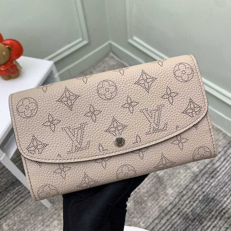 l**is V*t*n iris wallet pebble color