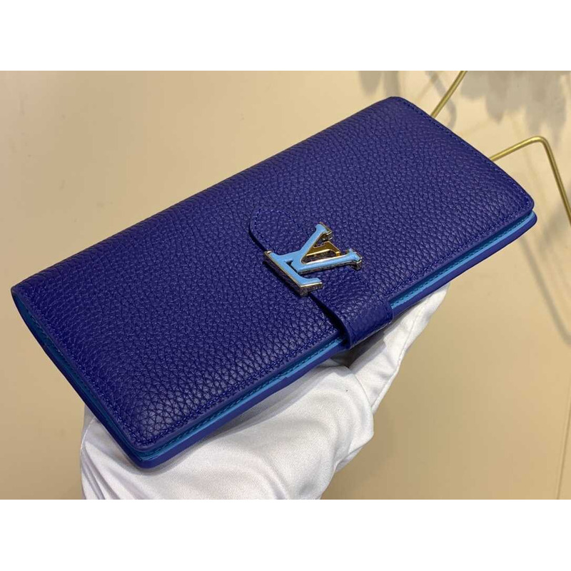 l**is V*t*n taurillon wallet blue