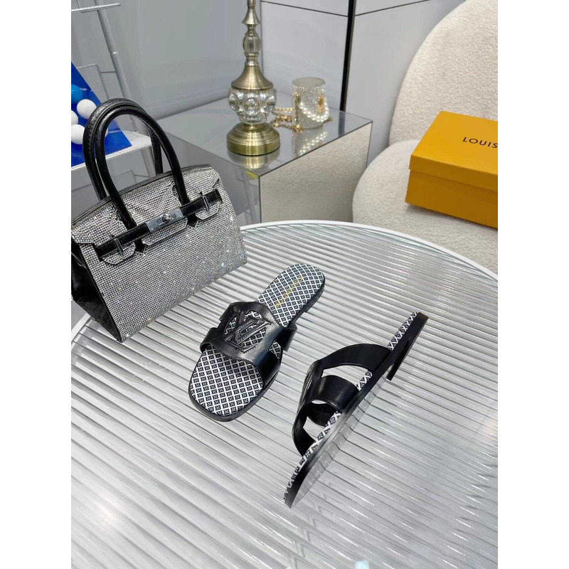 l**is V*t*n flat mule slippers black
