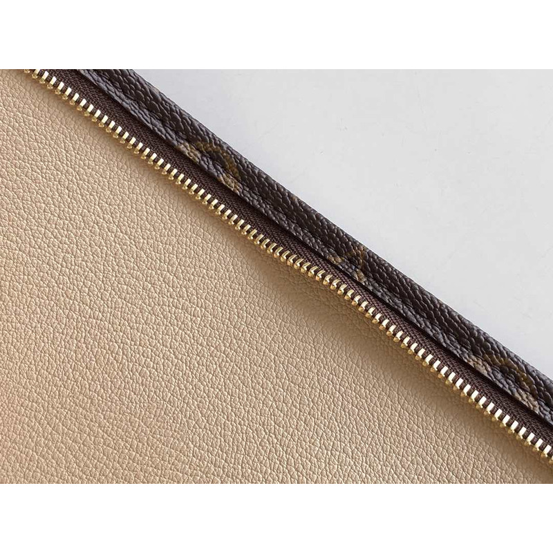 l**is V*t*n pochette monogram
