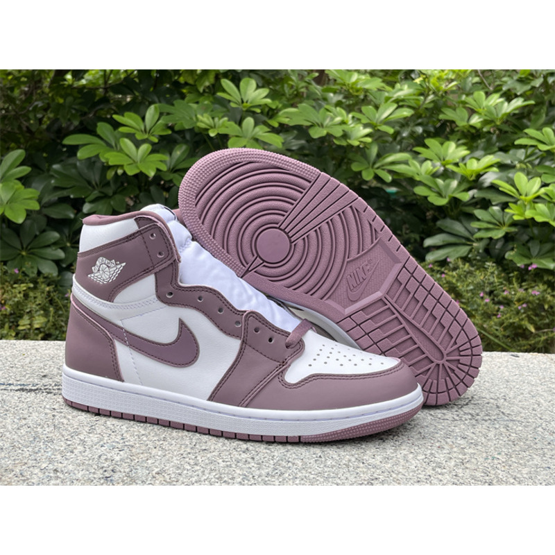 Jordan Air Jordan 1 High OG Mauve