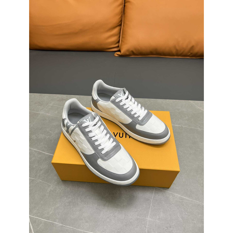 l**is V*t*n rivoli sneakers calfskin white and grey
