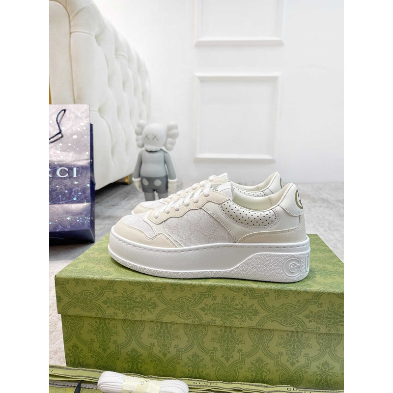 g*u*i damensneaker mit gg weißer und grauer gg S*p*e-canvas