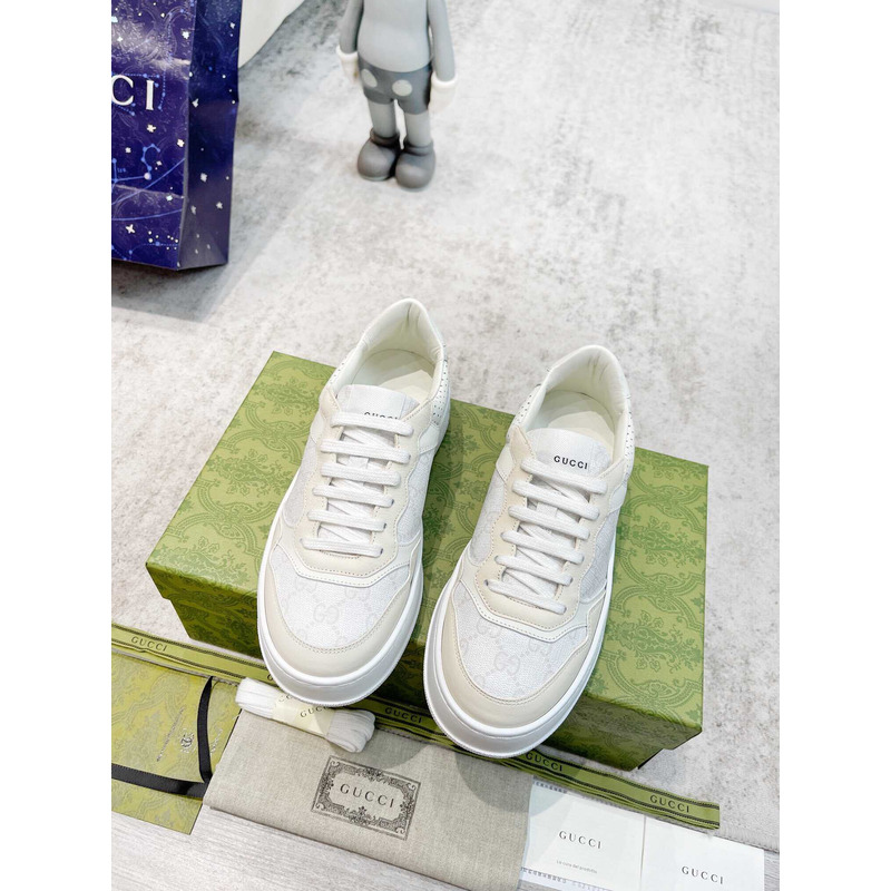 g*u*i damensneaker mit gg weißer und grauer gg S*p*e-canvas