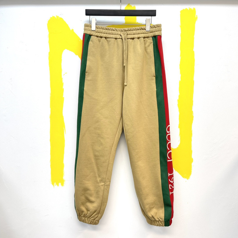G*u*i knitted cotton track pants with webbing camel