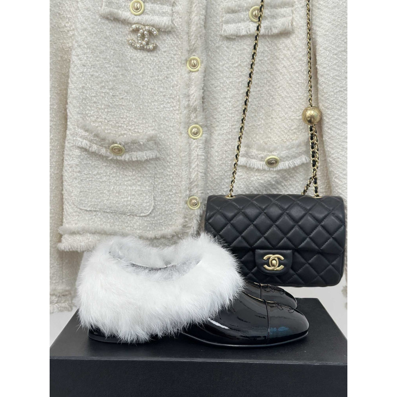 G*u*i short boots patent lambskin & shearling lambskin black & white