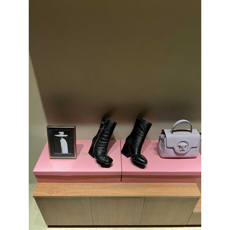 l**is V*t*n patti wedge half boots black