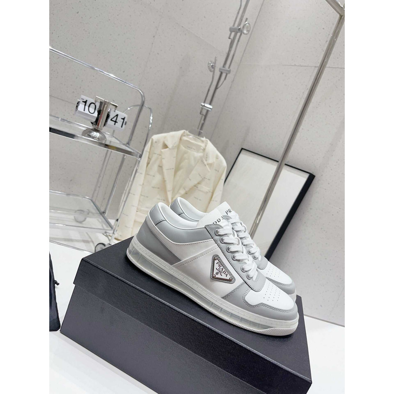 Pra*a downtown low top sneakers leather white grey