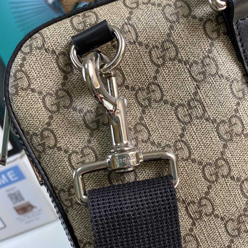 g*u*i gg S*p*e canvas briefcase beige