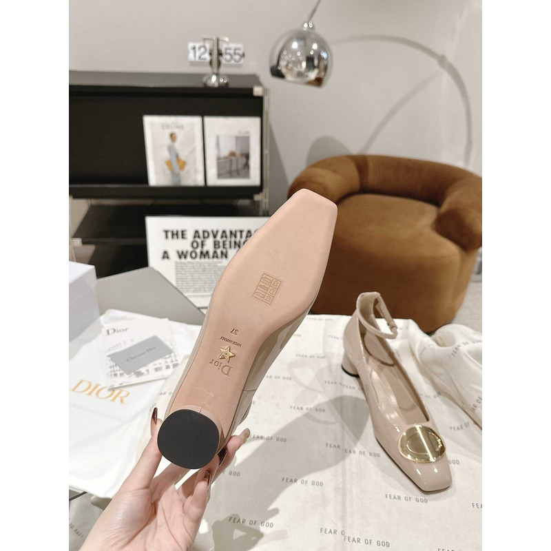 D*orforever D*or pump nude patent calfskin