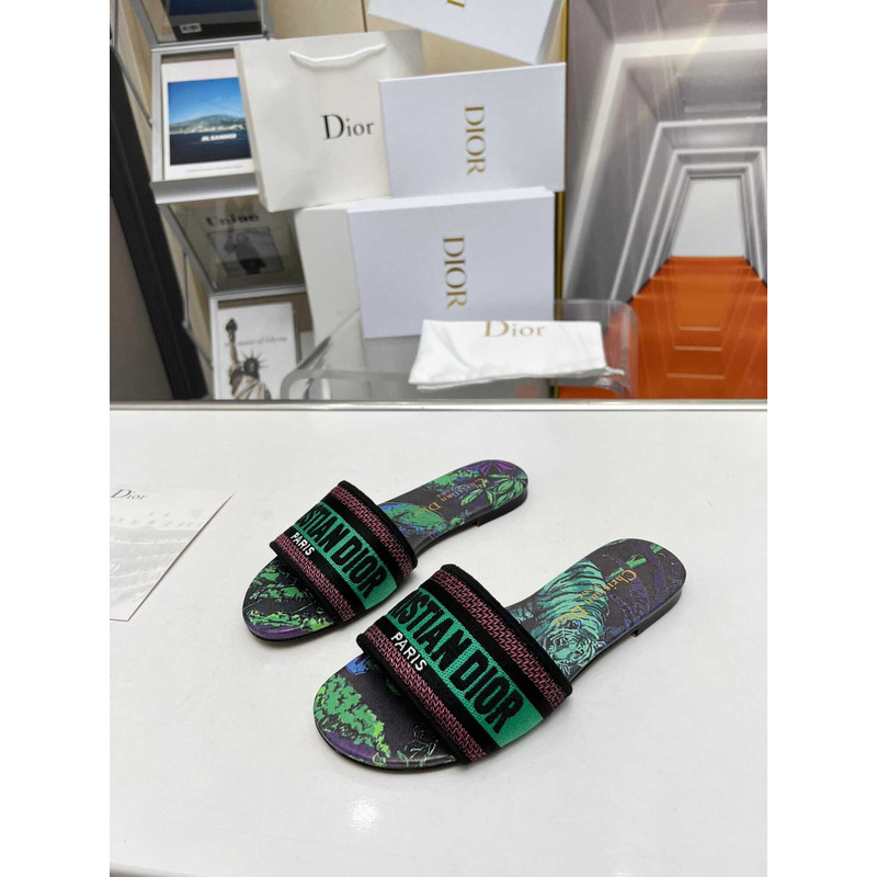 D*or dway slide multicolor embroidered cotton green