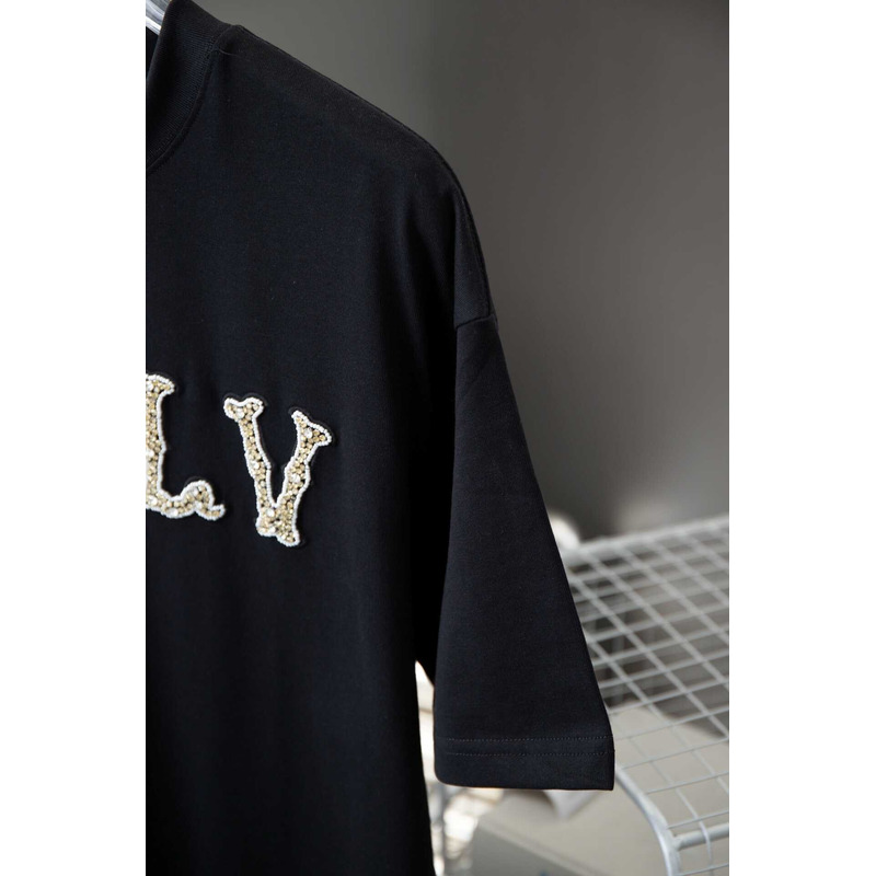 l**is V*t*n cotton pique t-shirt with embroidered lv patch black