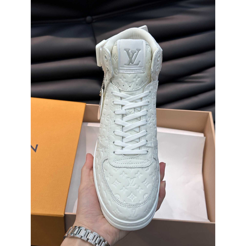 l**is V*t*n rivoli sneaker boot white