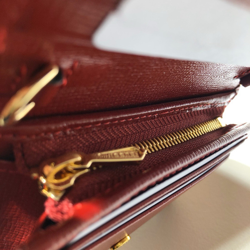 G*u*i horsebit 1955 card case wallet red