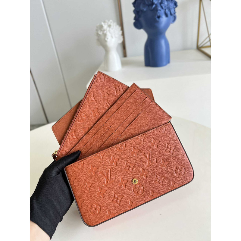l**is V*t*n félicie pochette brown