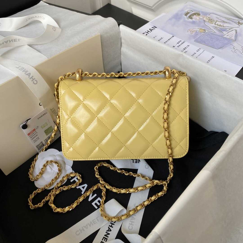 Ch*el classic flap bag in yellow
