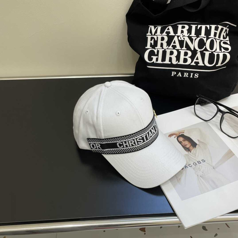 D*or logo baseball cap white