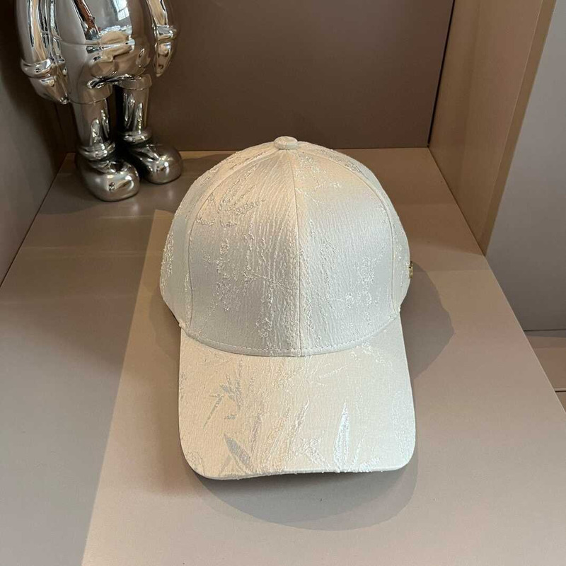 D*or oblique print cap in white