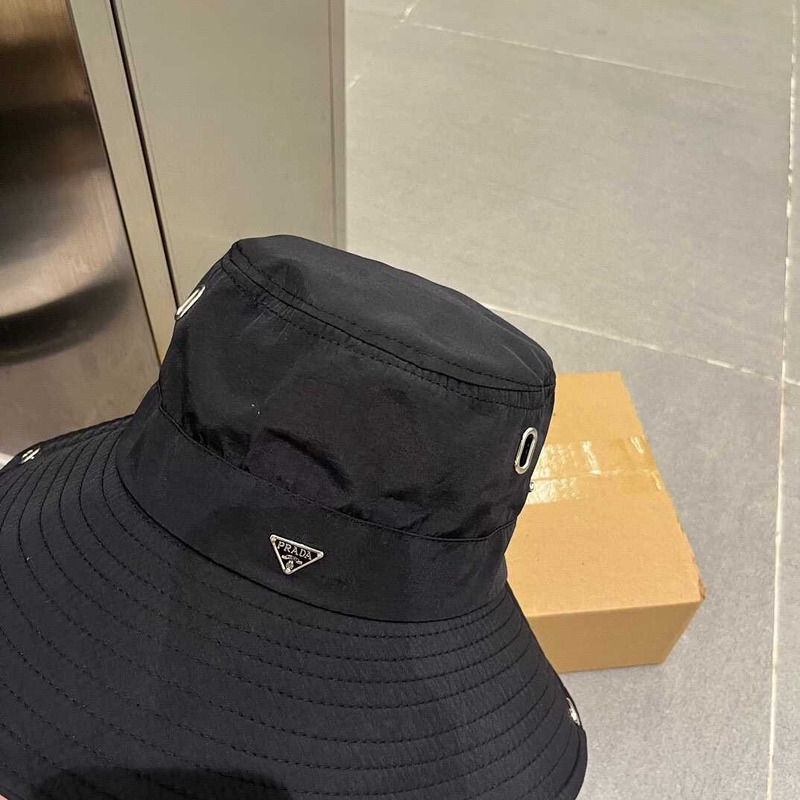 Pra*a wide bucket hat black