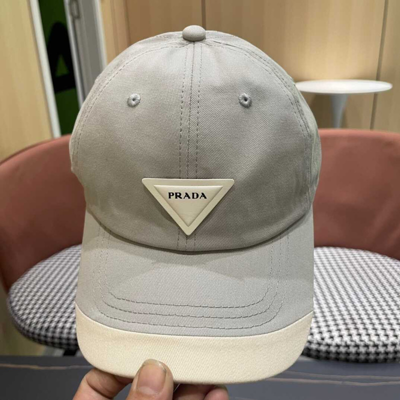 Pra*a  re-nylon baseball cap in grey and white