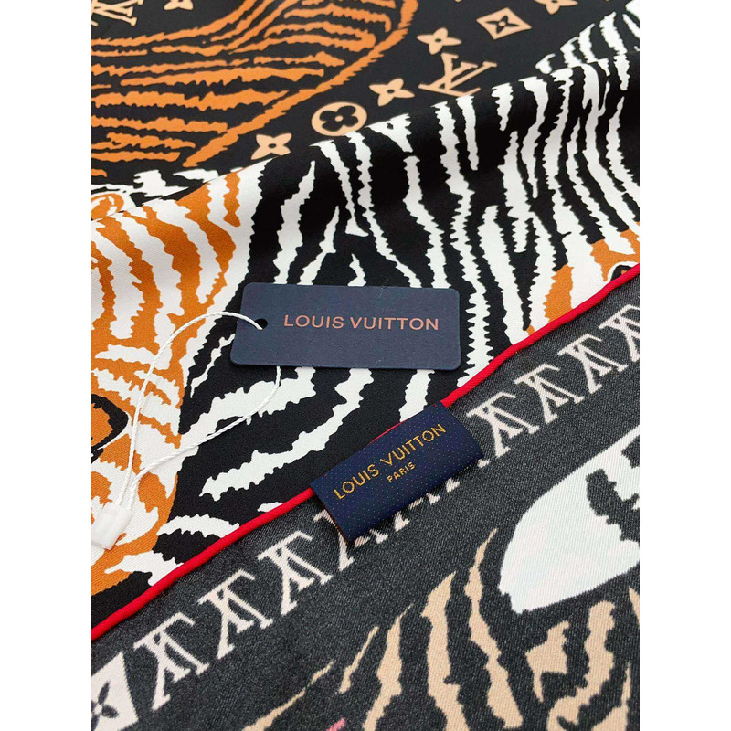l**is V*t*n square scarf in black