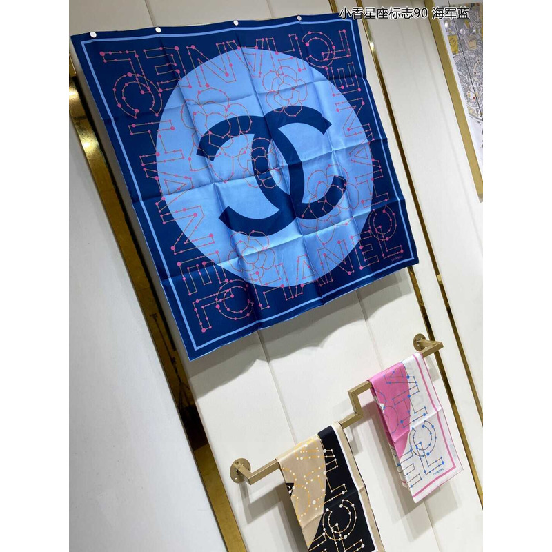 Ch*el square scarf in blue