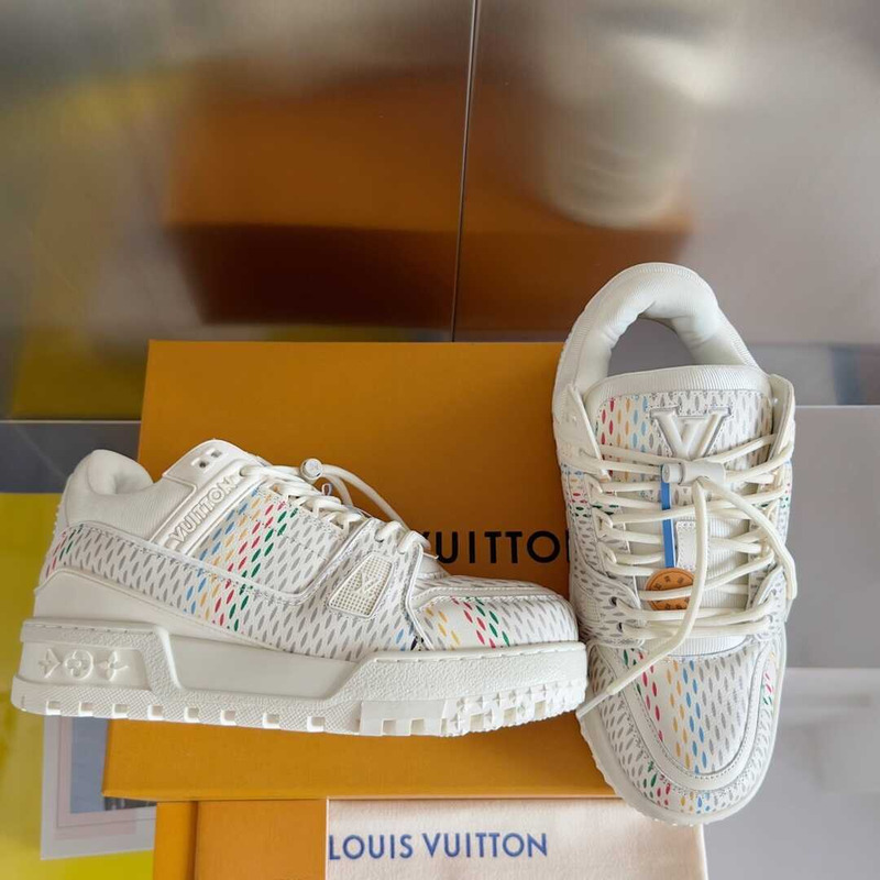 l**is V*t*n trainer maxi sneaker in white