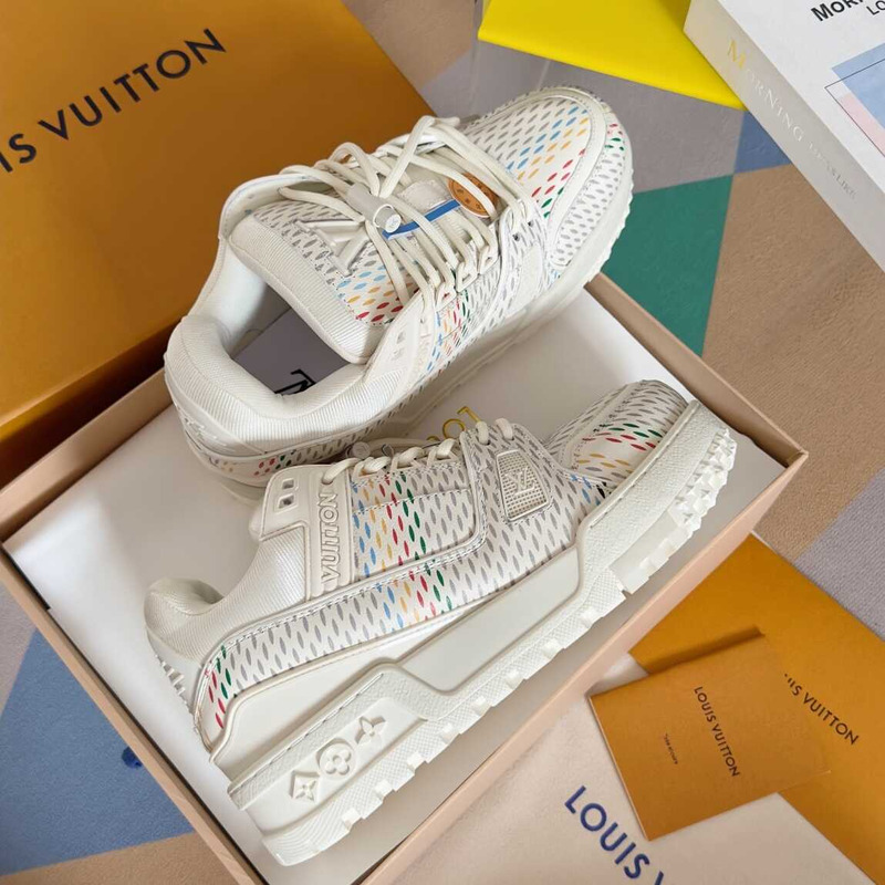 l**is V*t*n trainer maxi sneaker in white