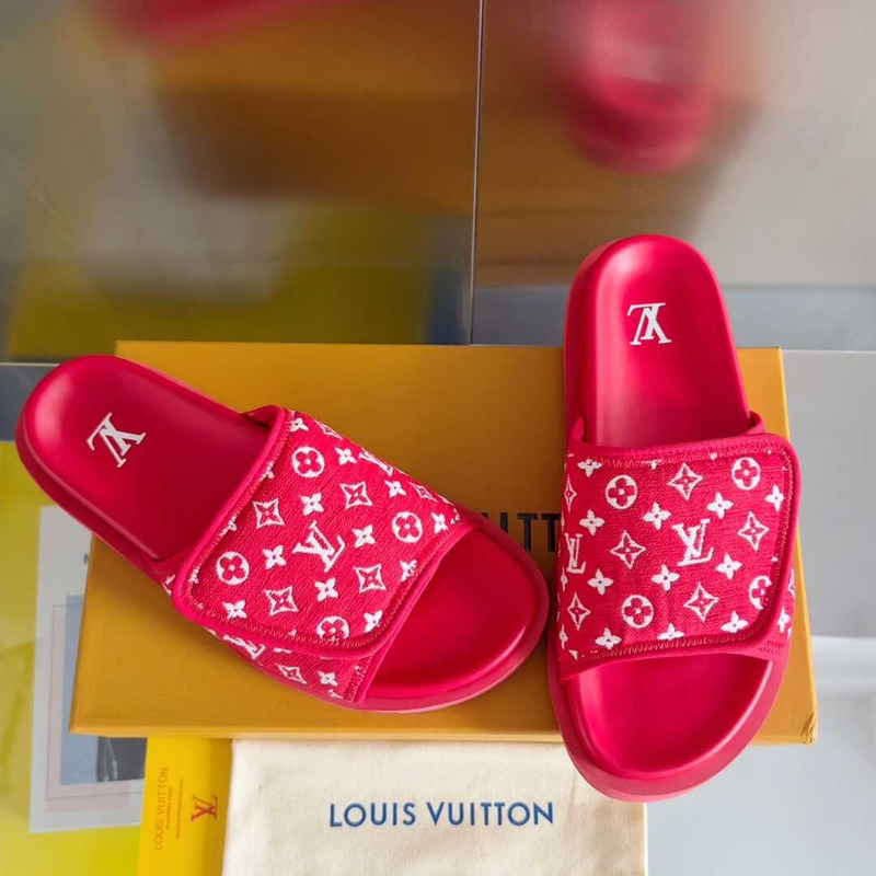 l**is V*t*n miami mule monogram red