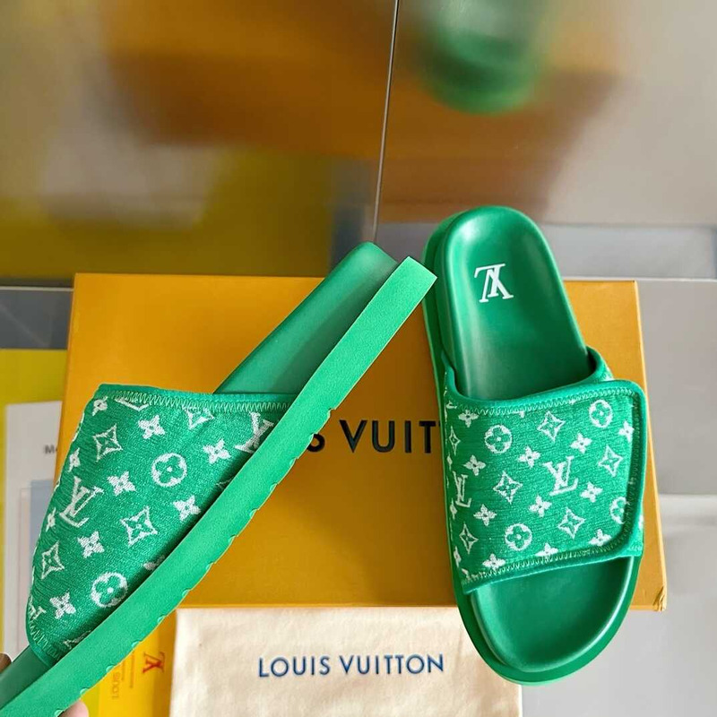 l**is V*t*n miami mule monogram green