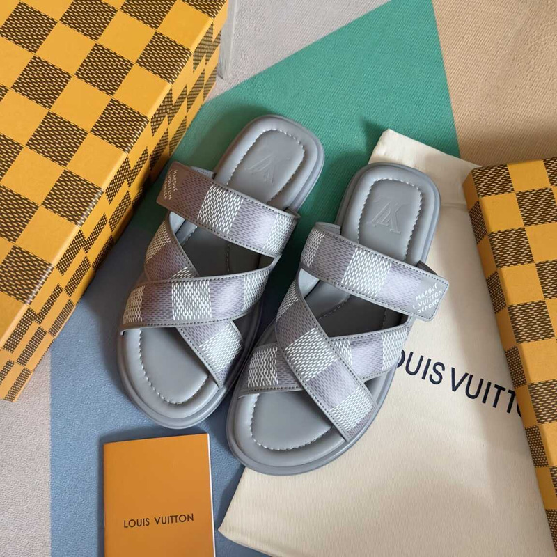 l**is V*t*n venice mule in grey