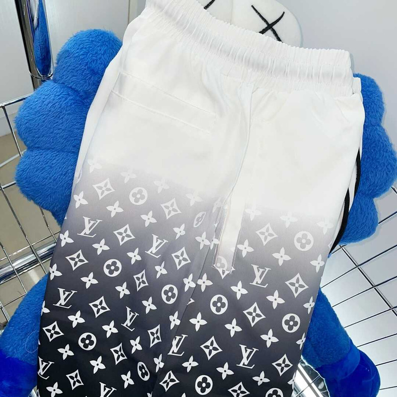 l**is V*t*n monogram shorts black/white