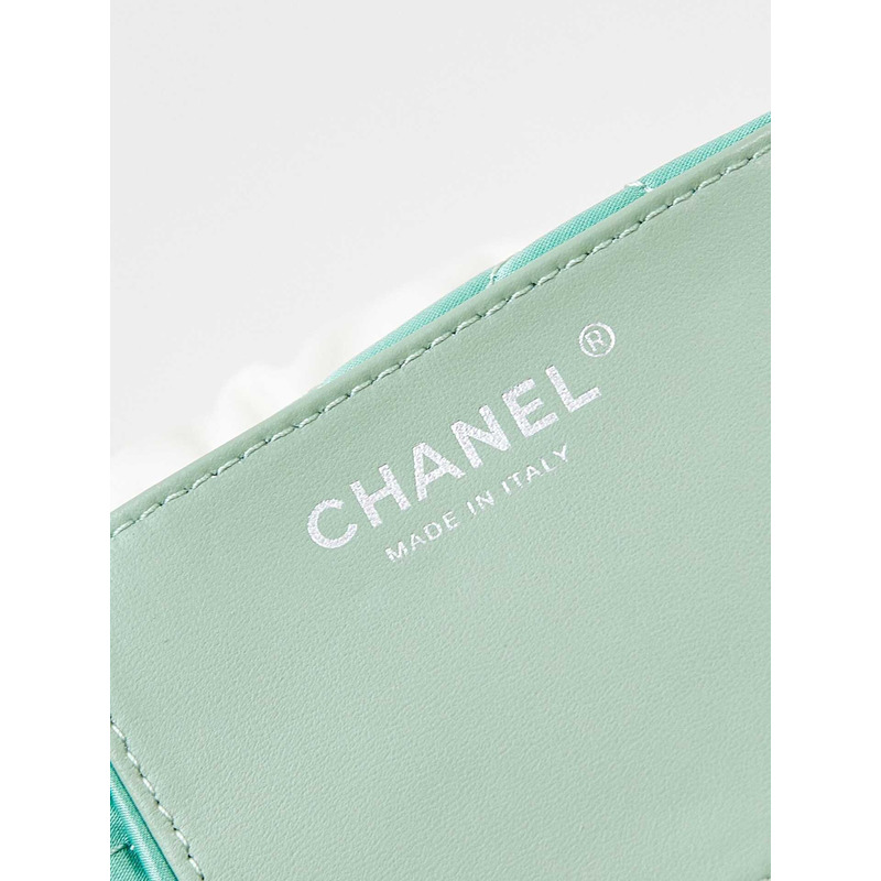 Ch*el 22 handbag patent gradient calfskin & lacquered metal white & green