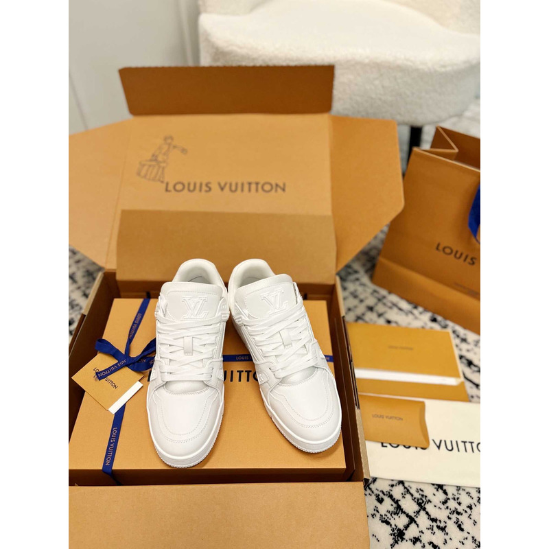 l**is V*t*n trainer white sneaker
