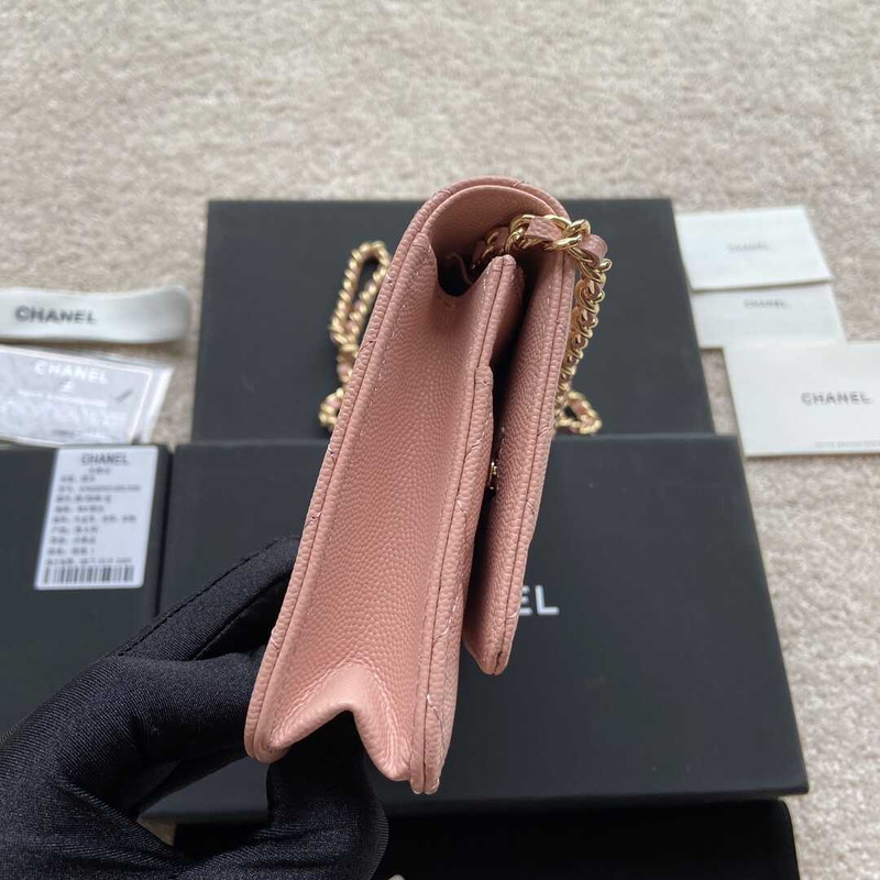 Ch*el wallet on chain caviar shoulder bag gold hardware pink