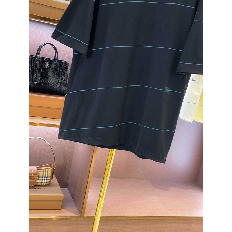 B**rry embroidered t-shirt with diagonal stripes black