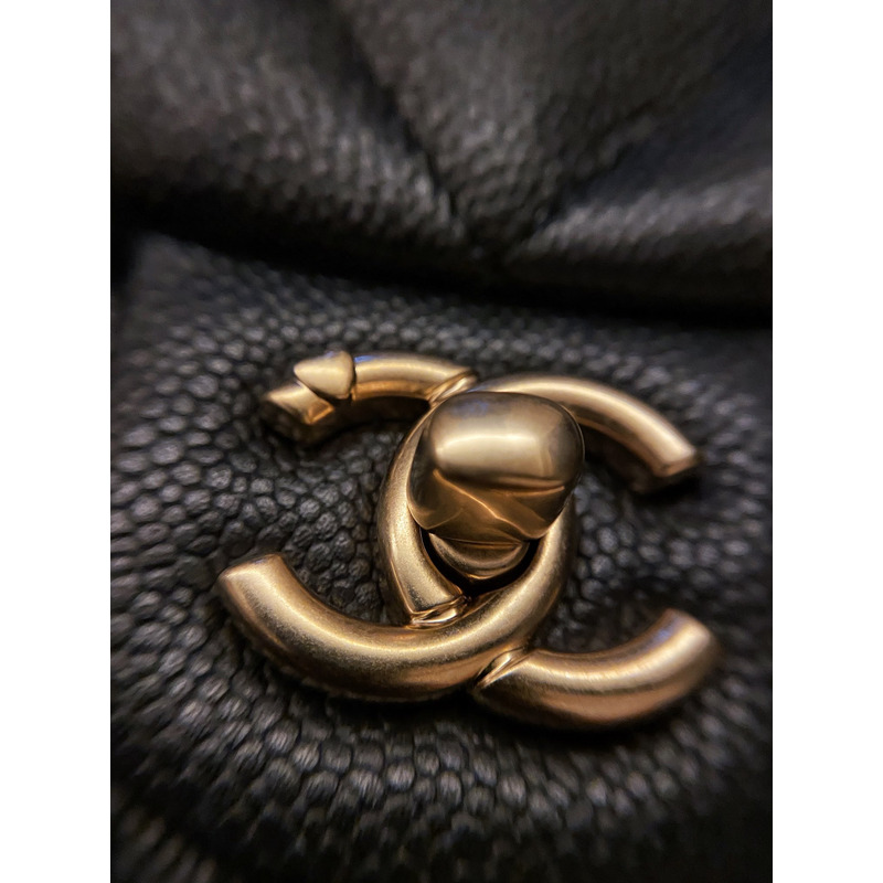 Ch*el flap bag cavair gold-toned hardware black
