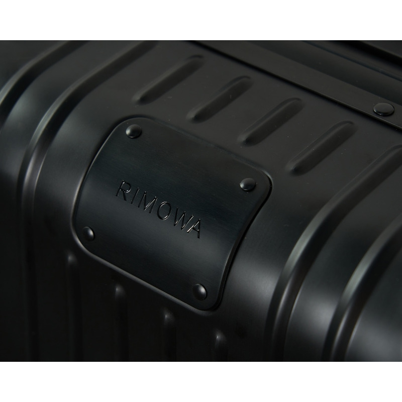 Rimowa Essential Cabin Lightweight Carry-On Suitcase Black