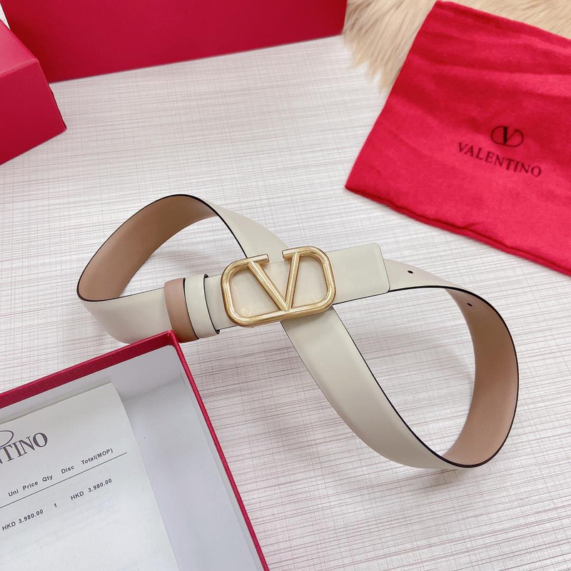 Valentino VLogo Signature Reversible Belt in Smooth Calfskin Leather  Belt