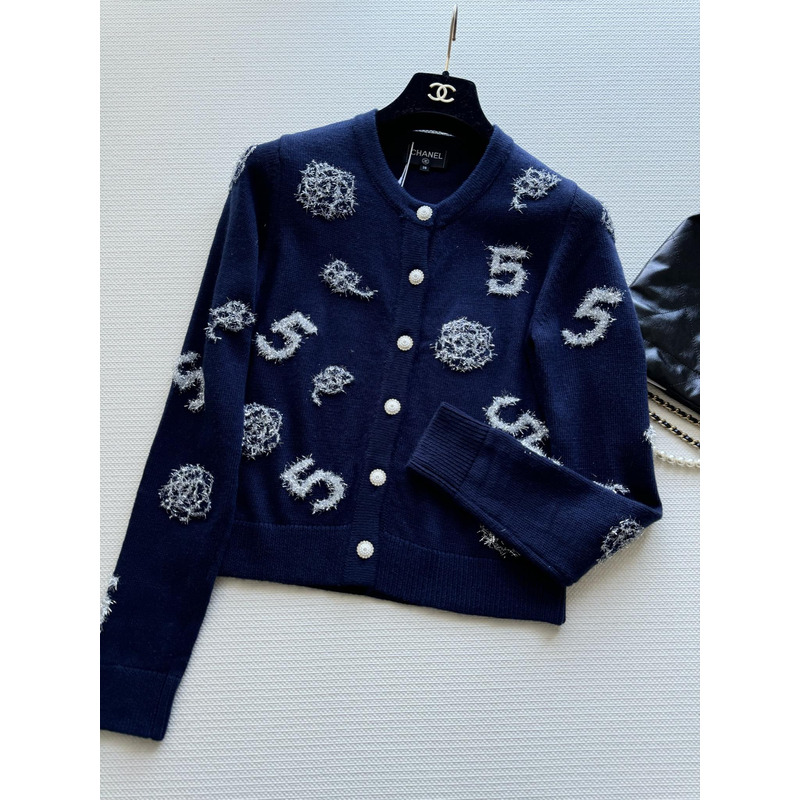 Ch*el camellia cardigan in dark blue
