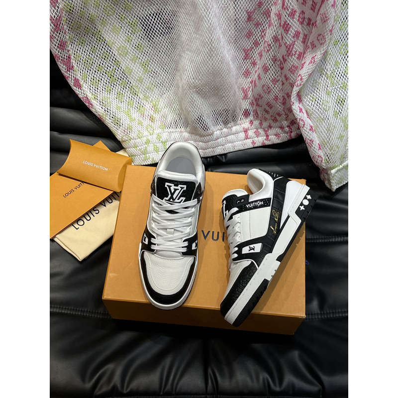 l**is V*t*n trainer sneaker monogram in black&white