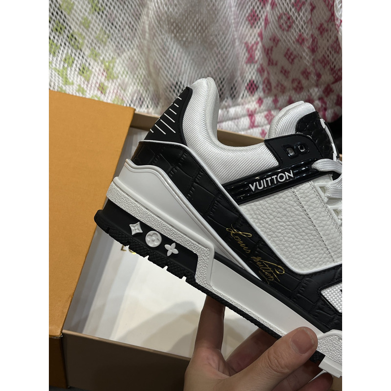 l**is V*t*n trainer sneaker monogram in black&white