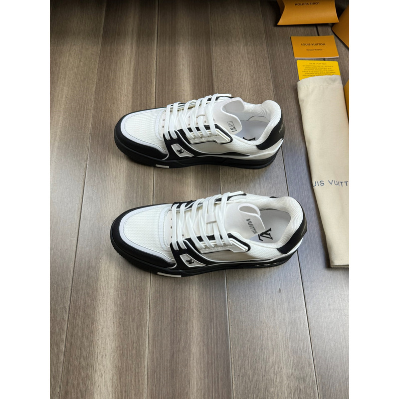 l**is V*t*n trainer calfskin white and black